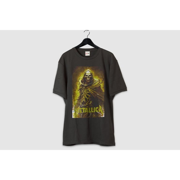 Band rock T-shirt | Vintage Metallica Band T-Shirt | 90s Heavy Metal Graphic Tee - Picture 7 of 10